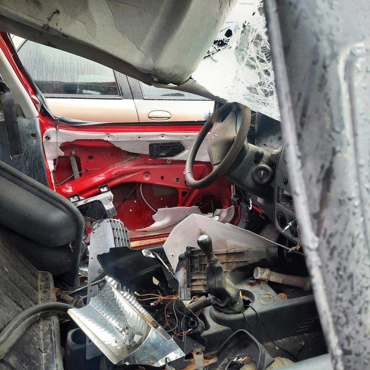 Автомобиль Citroen Berlingo 2011 г.в., VIN VF7GJKFWCBX512232 (после ДТП, не на ходу), местонахождение г. Великий Устюг