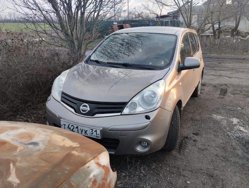 Автомобиль легковой, марка: NISSAN, модель: NOTE, VIN: SJNFCAE11U2132355, гос. рег. номер: Т421УК31, год изготовления: 2011