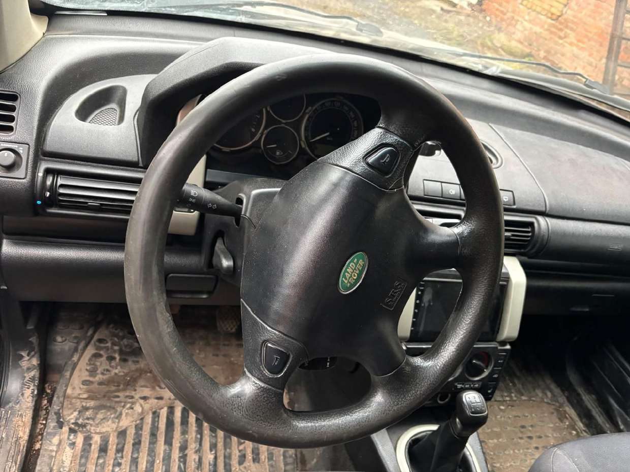 Автомобиль LAND ROVER FREELANDER, 2006 года выпуска, идентификационный номер (VIN): SALLNABA86A823026