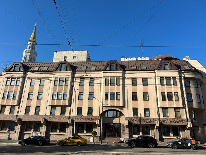 Лот №5, 3437/10000 доли в праве собственности на нежилое помещение - 509 кв. м (этажи 1-4, мансарда, технический этаж, подвал), нежилое помещение - 721,3 кв. м, (этажи 1, 2, подвал), с учетом неотделимых улучшений (32 поз.), право аренды земельного участка - 779,0 кв. м, адрес: Москва, вн. тер. г. муниципальный округ Мещанский, ул. Щепкина, д. 29, пом. 1/1, пом. 2/1