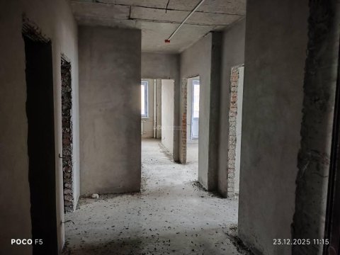 Лот №1, Квартира - 70,4 кв. м, адрес: Астраханская область, г. о. г. Астрахань, г. Астрахань, площадь Карла Маркса, д. 3, корп. 1, кв. 26