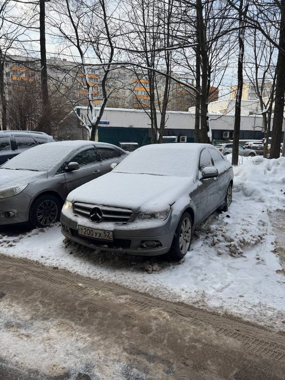 Автомобиль MERCEDES-BENZ С 200 KOMPRESSOR, 2007 года выпуска, Идентификационный номер VIN: WDD2040411F022496, Цвет: серый, Гос. номер Т200УХ52 в залоге у ООО ПКО "ЭОС" ОГРН 1077758117117