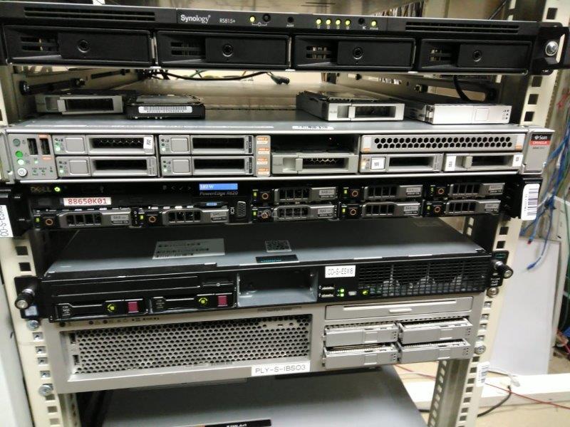 Лот №11, Сервер DELL PE R 620(2xE5-2667.8x8GB.8x300GB SAS 10к, H710.Br5720.RPS2x750W.Rails.Ent.3Y PNBD) R620266, без жестких дисков