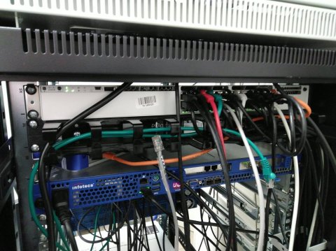 Лот №154, Коммутатор Catalyst 9300