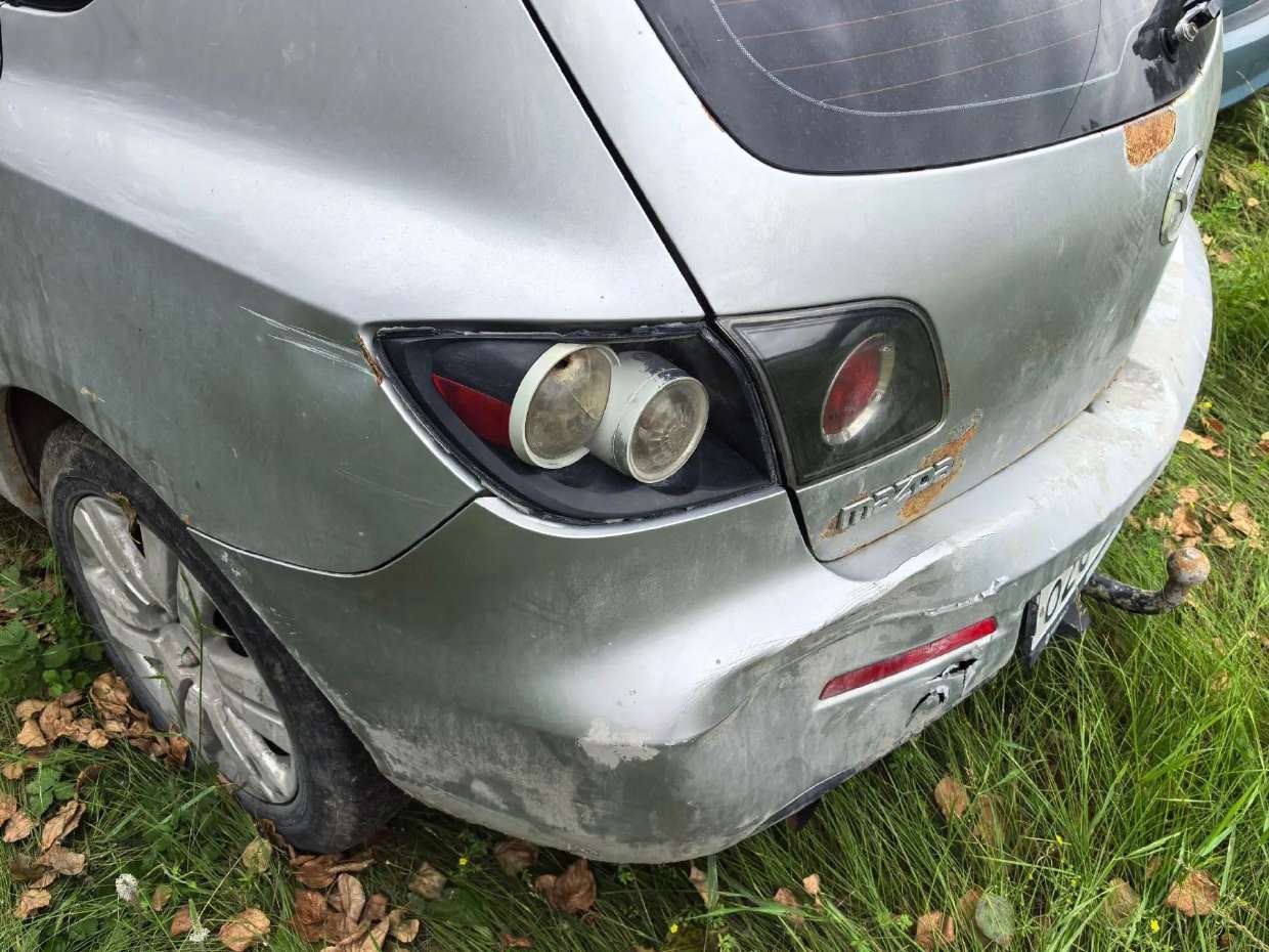 Автомобиль легковой, марка: MAZDA, модель: 3, VIN: JMZBK14Z281600043, гос. рег. номер: О264РН196, год изготовления: 2007 (транспортное средство имеет повреждения)