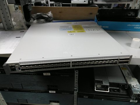 Лот №157, Коммутатор Cisco Catalyst C9500