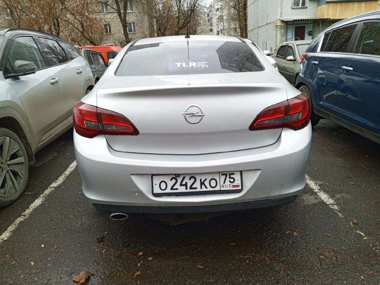 Автомобиль легковой, марка: OPEL, модель: ASTRA P-J, VIN: XUFPE5DC8D3036953, гос. рег. номер: О242КО75, год изготовления: 2013