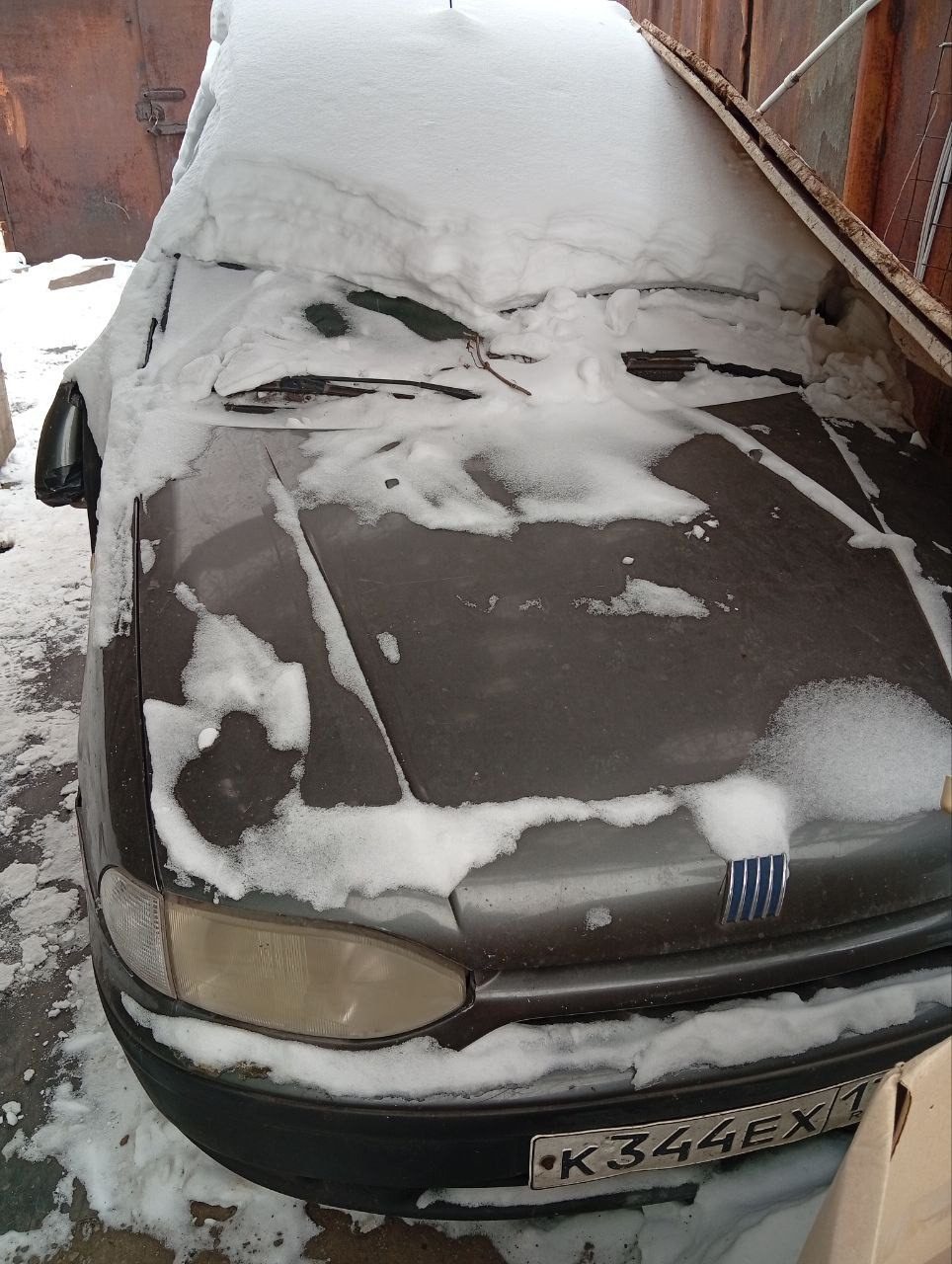 Легковой автомобиль, FIAT PALIO WEEKEND, 2001 г.в. (Автомобиль не на ходу, двигатель требует ремонта)
