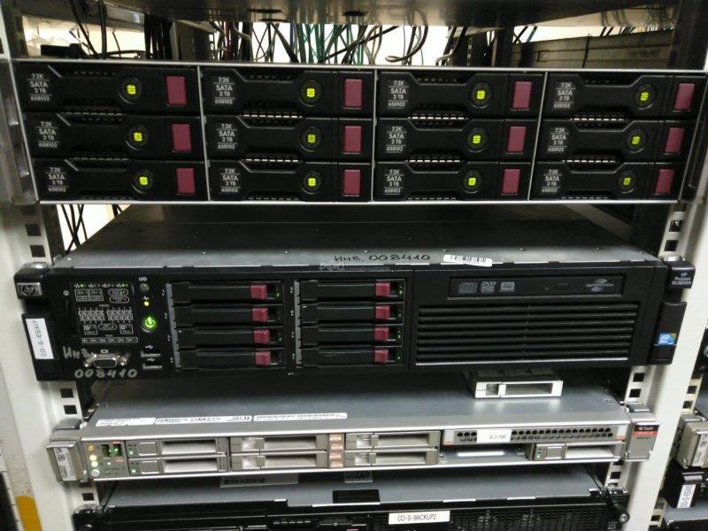 Лот №13, Сервер HP Proliant DL380R06, без жестких дисков
