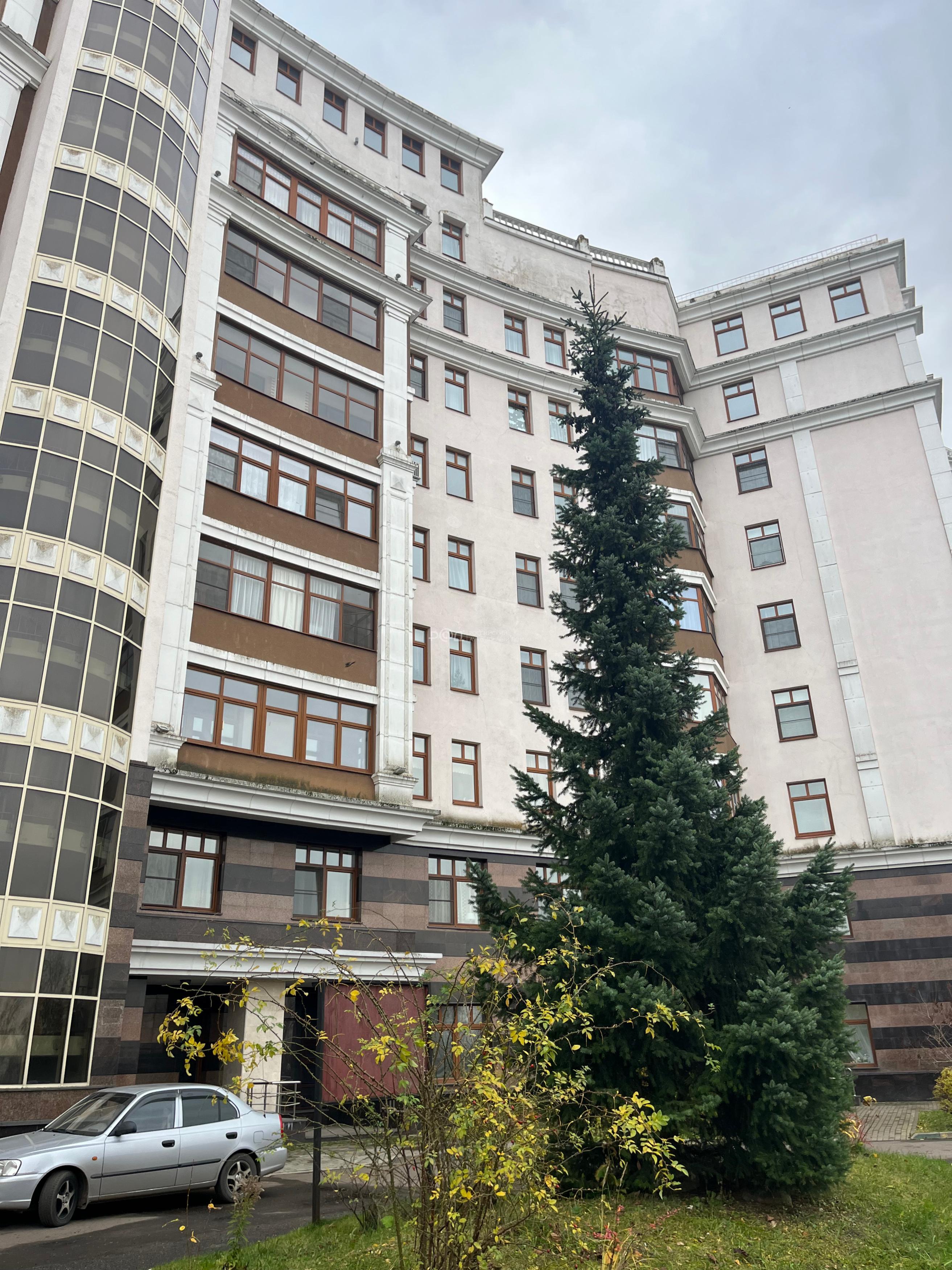 Лот №6, Жилое помещение (квартира), площадь 129,4 кв. м, этаж № 6, кадастровый номер: 50:04:0010502:1097, Московская область, муниципальный округ Дмитровский, г. Дмитров, ул. Подлипичье, д. 6, кв. 17