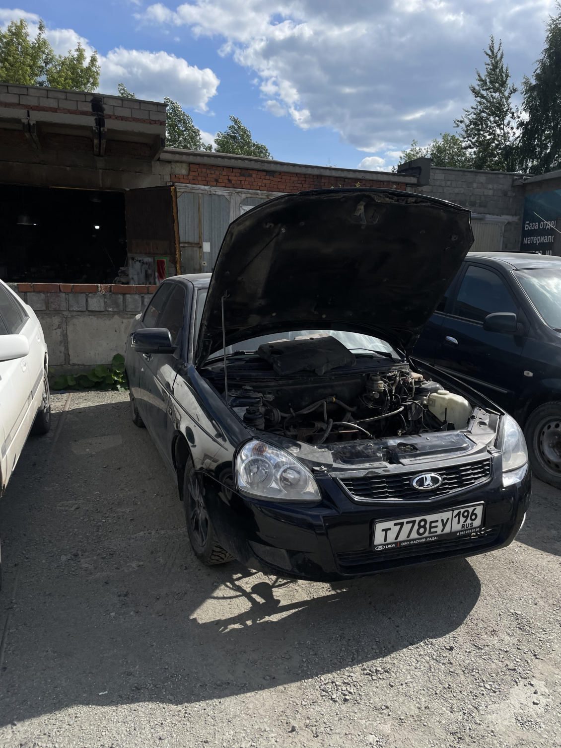 Автомобиль легковой, марка: LADA, модель: PRIORA, VIN: XTA217030B0280508, гос. рег. номер: Т778ЕУ196, год изготовления: 2011