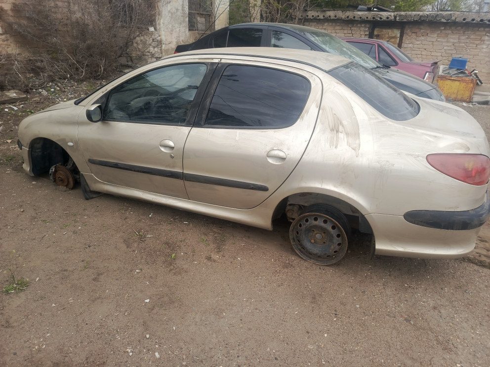 Автомобиль легковой, марка: ПЕЖО, модель: 206, VIN: VF32BKFWA72785146, гос. рег. номер: А464ТМ156, год изготовления: 2008