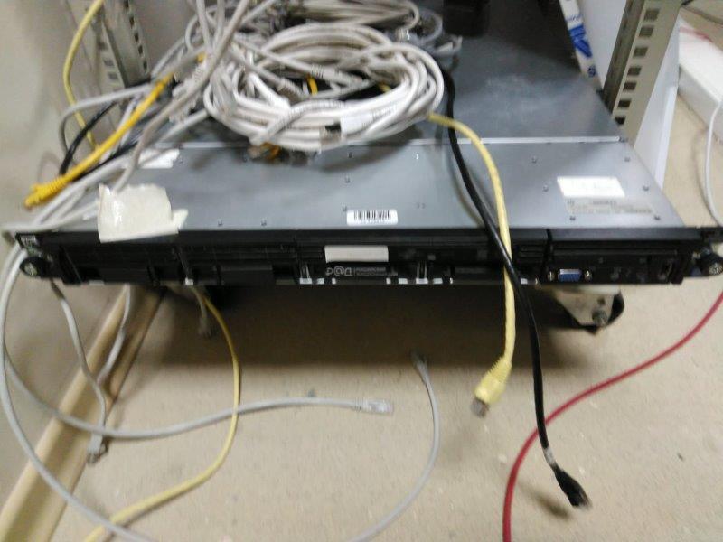 Лот №15, Сервер HP Proliant DL360R07 E5606, без жестких дисков