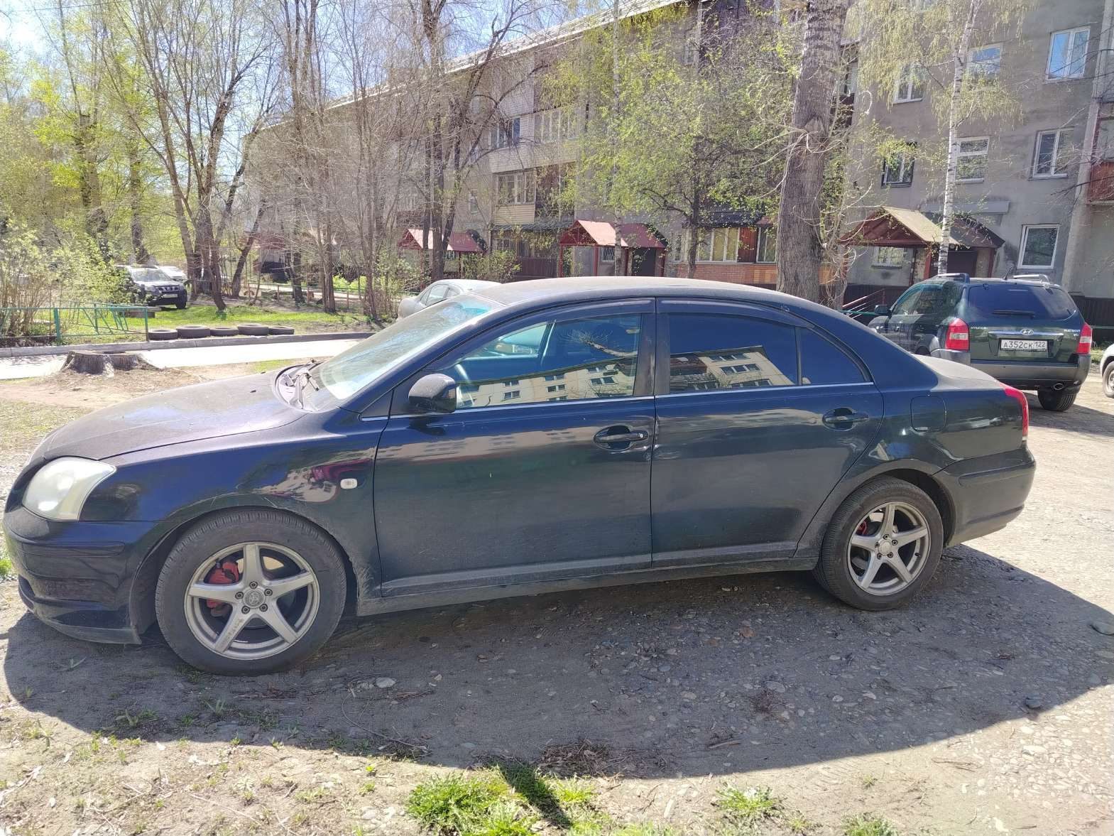 ТОЙОТА АВЕНСИС АВЕНСИС, 2003 года выпуска, VIN SB1BR56L30E020702