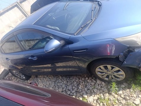 Легковой автомобиль КИА RIO. Идентификационный номер (VIN): Z94CC41BADR121456. Год выпуска: 2013. Номер кузова: Z94CC41BADR121456. Мощность двигателя, л.с. (кВт): 123 (90). Рабочий объем двигателя, куб. см.: 1591. Тип двигателя: бензиновый. Экологический класс: четвертый. Сломан передний бампер. Имущество в залоге у АО "ОТП Банк".