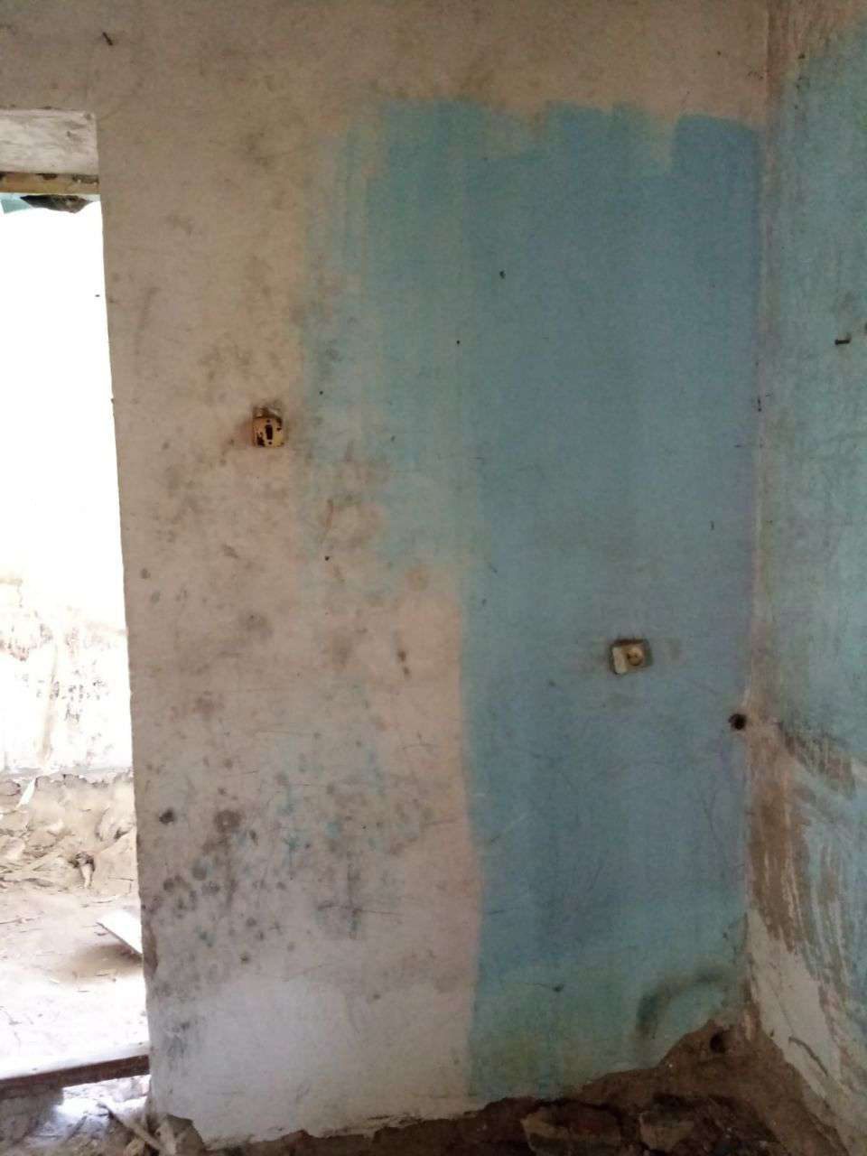 1/4 доля в праве на жилое помещение, площадь: 60,7 кв.м., адрес (местонахождение): Ставропольский край, Левокумский район, село Левокумское, улица Борцов Революции, дом №63, квартира 1, кадастровый номер: 26:14:010204:1452 В имуществе имеются доли, принадлежащие несовершеннолетним сособственникам.