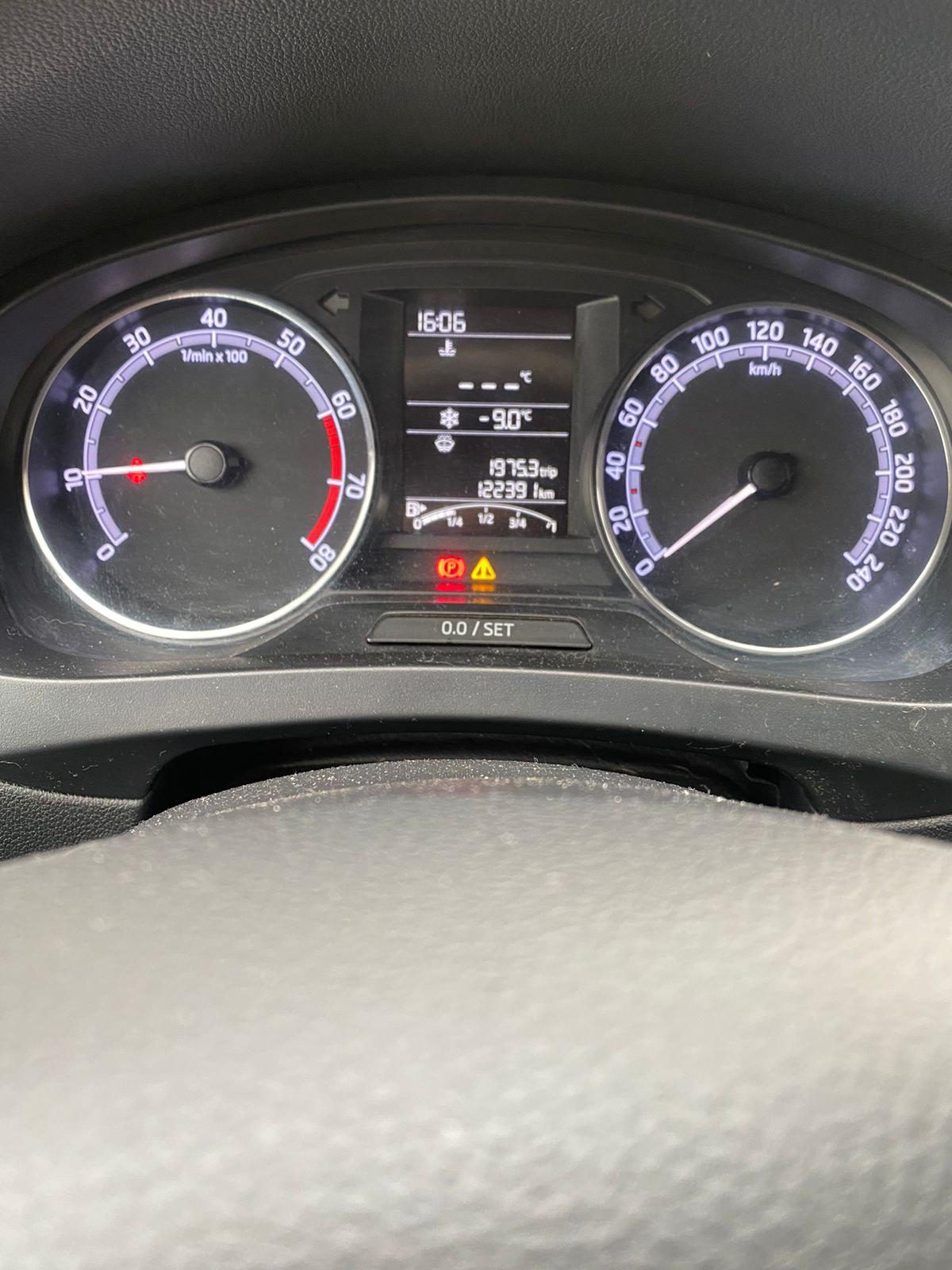 Автомобиль легковой, марка: SKODA, модель: RAPID, VIN: XW8AG2NH8LK120698, гос. рег. номер: М603ТВ196, год изготовления: 2019