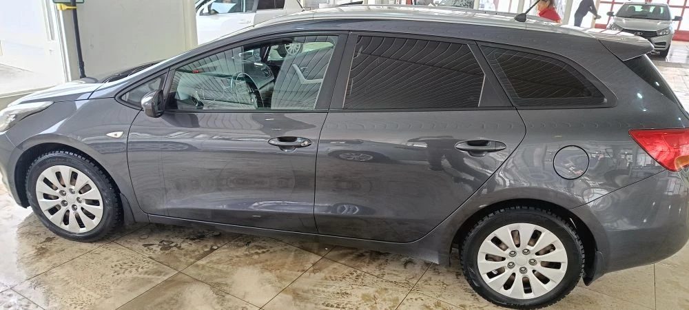 Легковой автомобиль, марка: KIA, модель: JD (CEED), год изготовления: 2012, цвет: Серый, VIN: XWEHN812AD0000210.