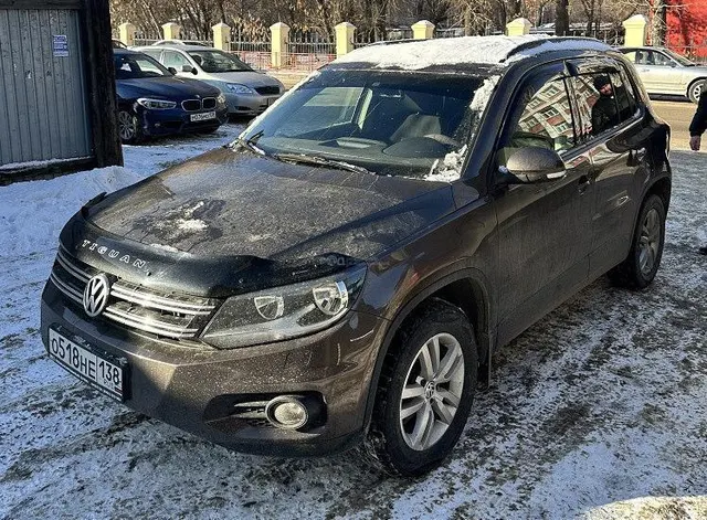 Автомобиль VOLKSWAGEN TIGUAN, 2015 года выпуска, № кузова XW8ZZZ5NZFG115356, идентификационный номер (VIN) XW8ZZZ5NZFG115356, № шасси (рамы) отсутствует, гос. рег. знак О518НЕ138