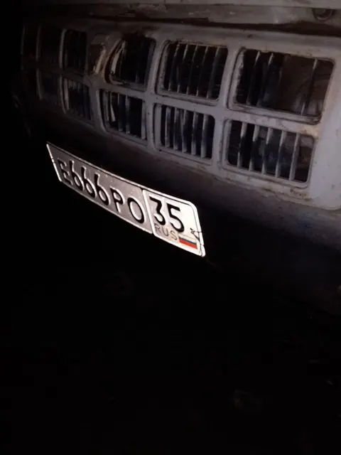 Лот №10, Автомобиль ГАЗ-3302 (идентификационный номер (VIN) XTH33020021863317, год выпуска 2002, кузов №33020020168832, цвет САФАРИ)