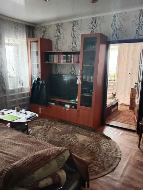 1/5 доля в праве на жилое помещение, площадь: 37,2 кв.м., адрес (местонахождение): Россия, Тамбовская обл., г. Мичуринск, ул. Резолюционная, д.110, кв.12, кадастровый номер: 68:26:0000150:466