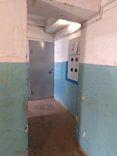 Лот №2, Комната - 18,3 кв. м, адрес: Республика Башкортостан, г. Ишимбай, Геологическая ул., д. 42, кв. 66, комн. 4