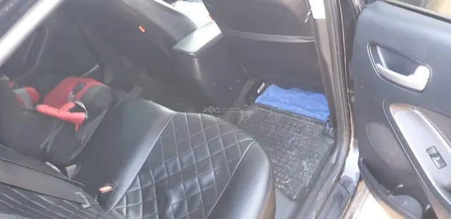 Автомобиль марки KIA YD (Cerato Forte), VIN: XWEFK411BHC000500, год выпуска: 2017, цвет: черный, модель номер двигателя: G4FG HH678382, шасси отсутствует, кузов номер: XWEFK411BHC000500, Санкт-Петербург, пр. Энтузиастов, д. 20, корп. 2