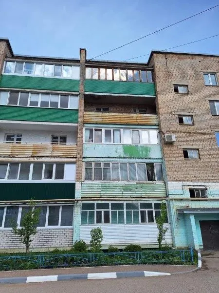 Лот №2, Комната - 18,3 кв. м, адрес: Республика Башкортостан, г. Ишимбай, Геологическая ул., д. 42, кв. 66, комн. 4