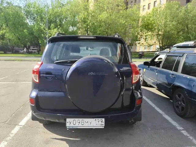Тойота Рав 4 (Toyota Rav 4)