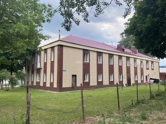 Здание общежития, 818,9 кв. м, земельный участок, 2 112+/-16 кв. м, адрес: Московская обл., г. Подольск, пр-д Авиаторов, д. 10