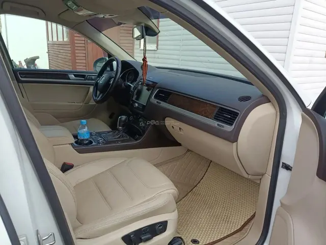 Автомобиль легковые Volkswagen Touareg 2014 года выпуска