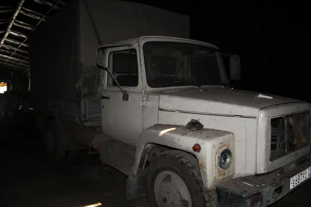 Лот №9, Автомобиль ГАЗ-3307 (идентификационный номер (VIN) XTH33070010814059, год выпуска 2001, кузов №33070010018850, цвет ЖЕЛТО-БЕЛЫЙ)