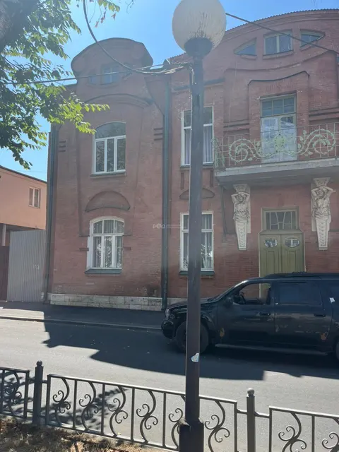 Квартира - 63,2 кв. м, адрес: Республика Северная Осетия-Алания, г. Владикавказ, ул. Миллера/Павловский, д. 33/10, кв. б/н