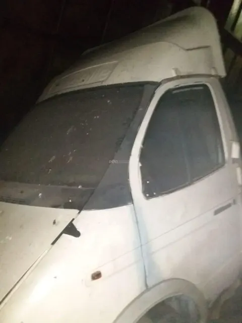 Лот №10, Автомобиль ГАЗ-3302 (идентификационный номер (VIN) XTH33020021863317, год выпуска 2002, кузов №33020020168832, цвет САФАРИ)