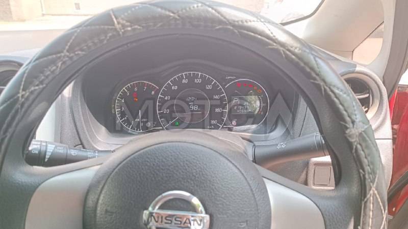 Nissan Note, 2013 года, 98 лс, 333000 км, АКПП