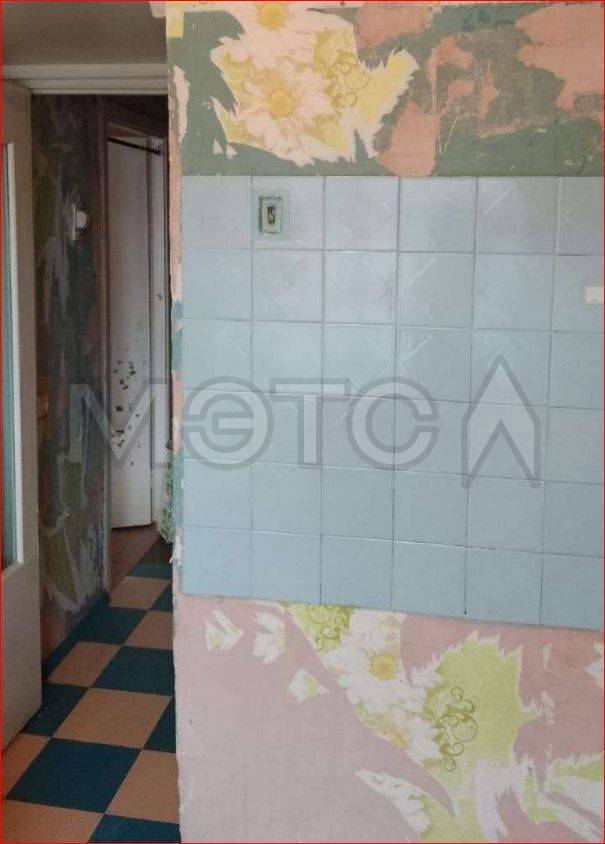 1/2 доля квартиры в Свердловской обл.