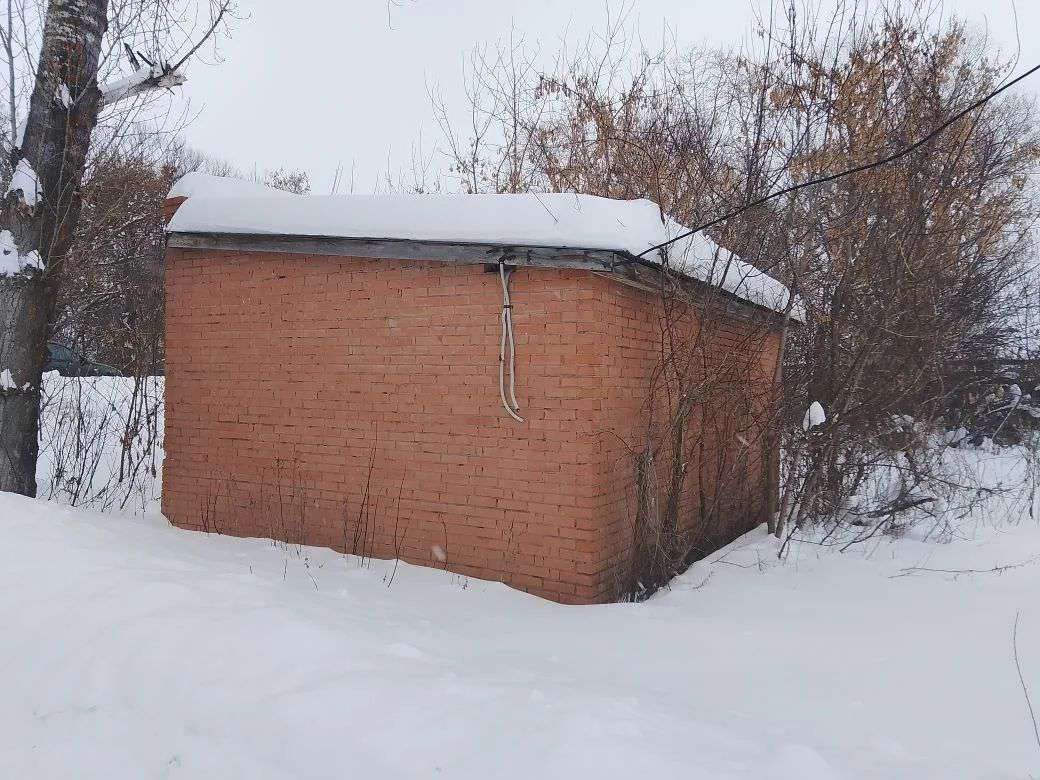 Здание 23,8 кв.м. и земельный участок 121 кв.м. в Самарской обл.