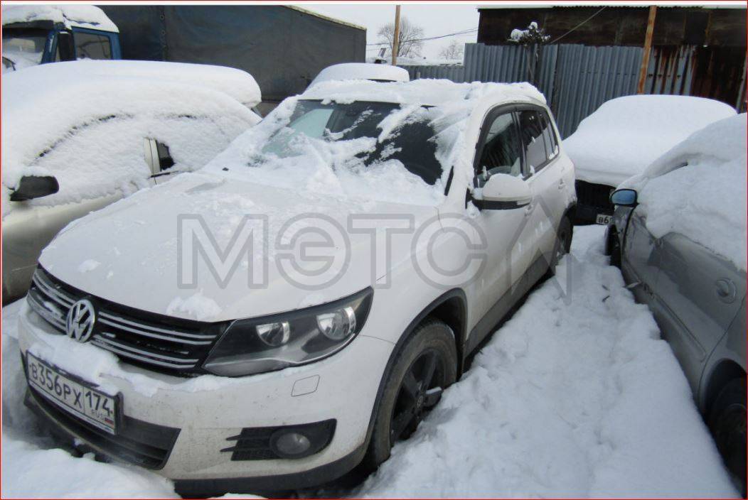 Volkswagen Tiguan, 2012 года, 122 лс