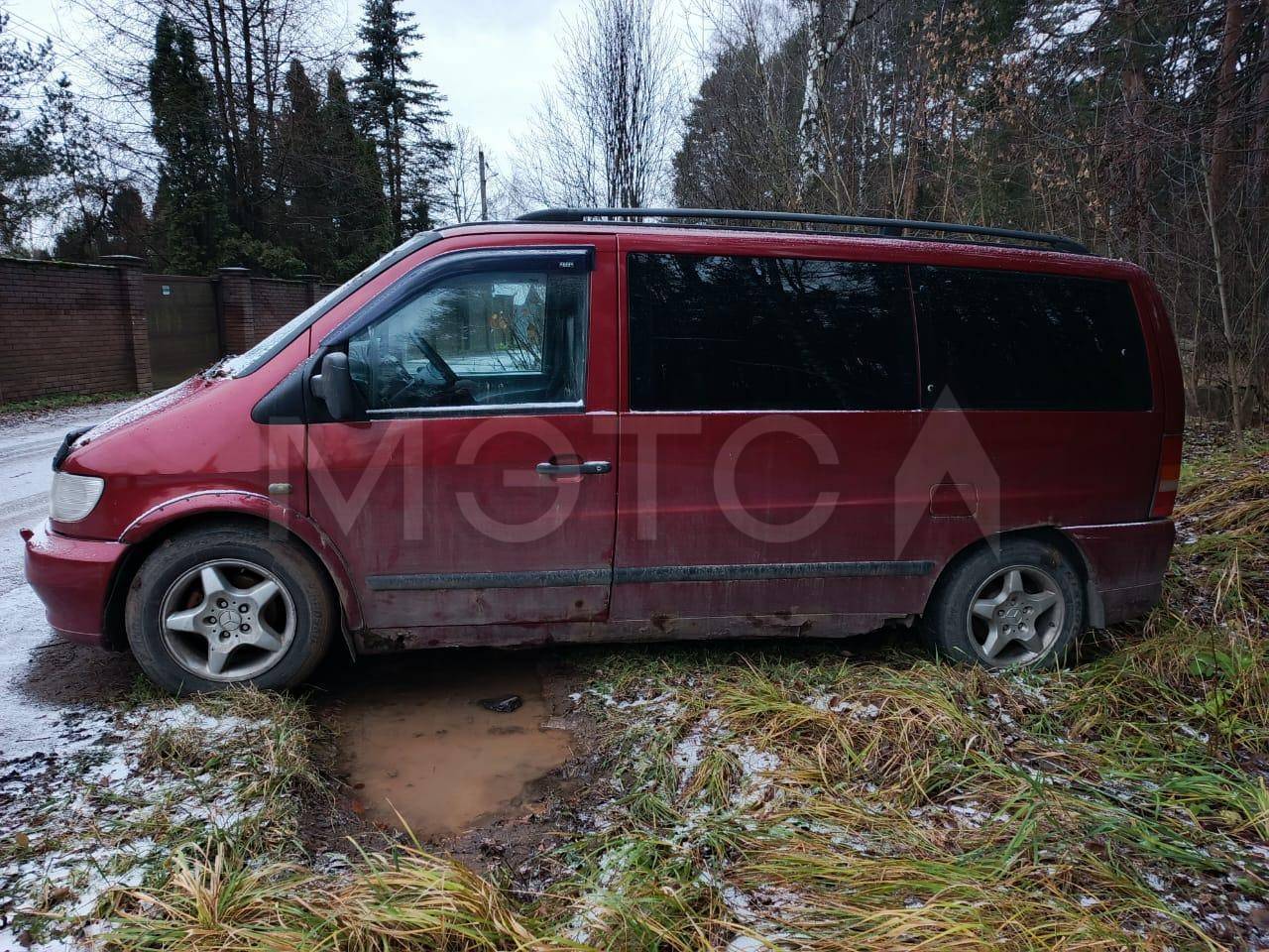 Мерседес Бенц-ВИТО L114, 2001 года, 143 лс, 352146 км