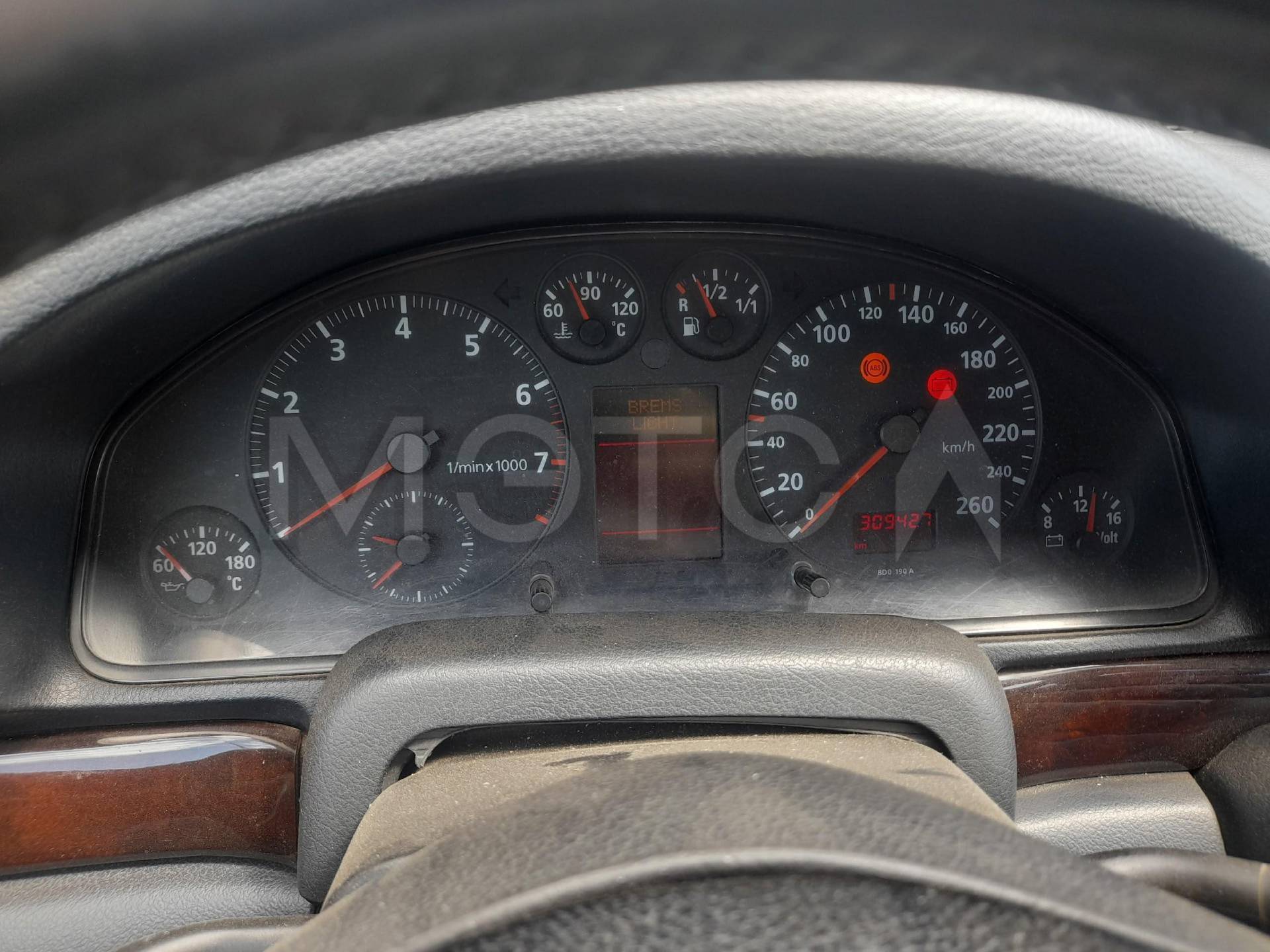 Audi A4, 1997 года, 125 лс, 309427 км
