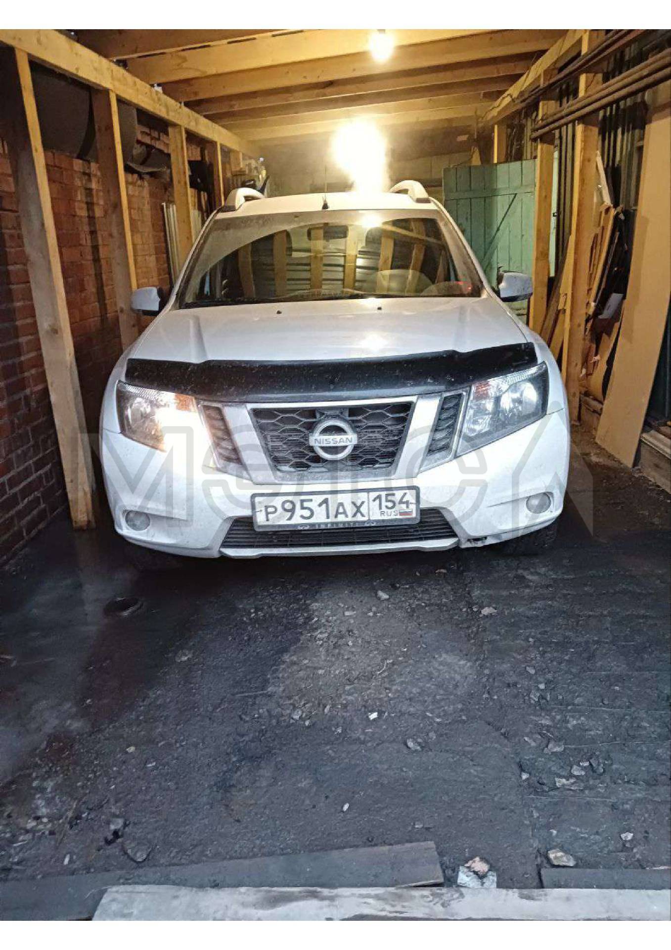 Nissan Terrano, 2014 года, 135 лс, 176990 км, АКПП