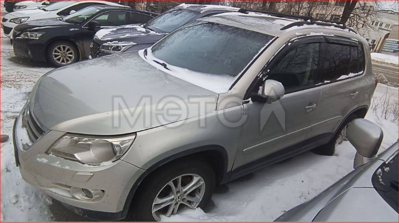 Volkswagen Tiguan, 2011 года, 170 лс, АКПП