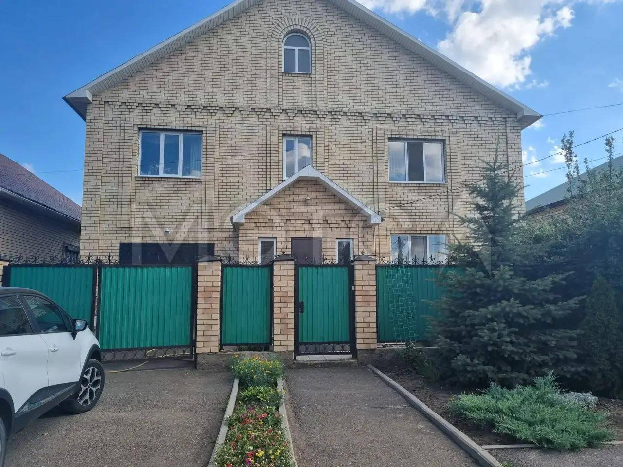 Дом 257,4 кв.м. и земельный участок 792 +/- 10 кв.м. в Оренбургской обл.