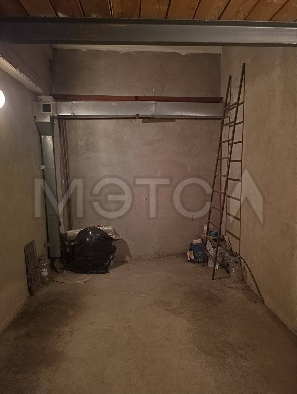 Гаражный бокс в Екатеринбурге, 17,4 кв.м.
