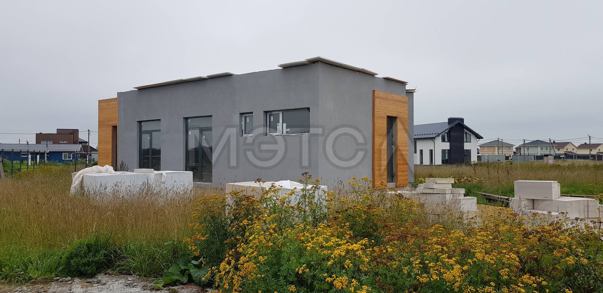Земельный участок 1068 +/- 11 кв.м и дом 117,5 кв.м в Ленинградской обл.