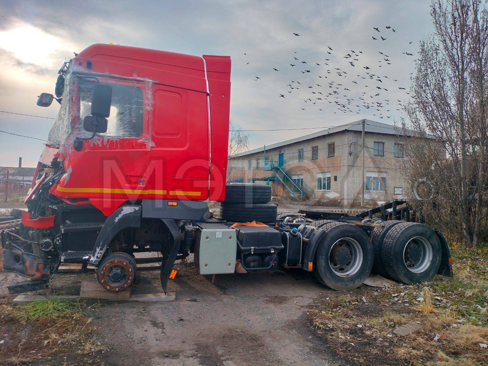 Грузовой автомобиль МАЗ 64A028, 2022 года