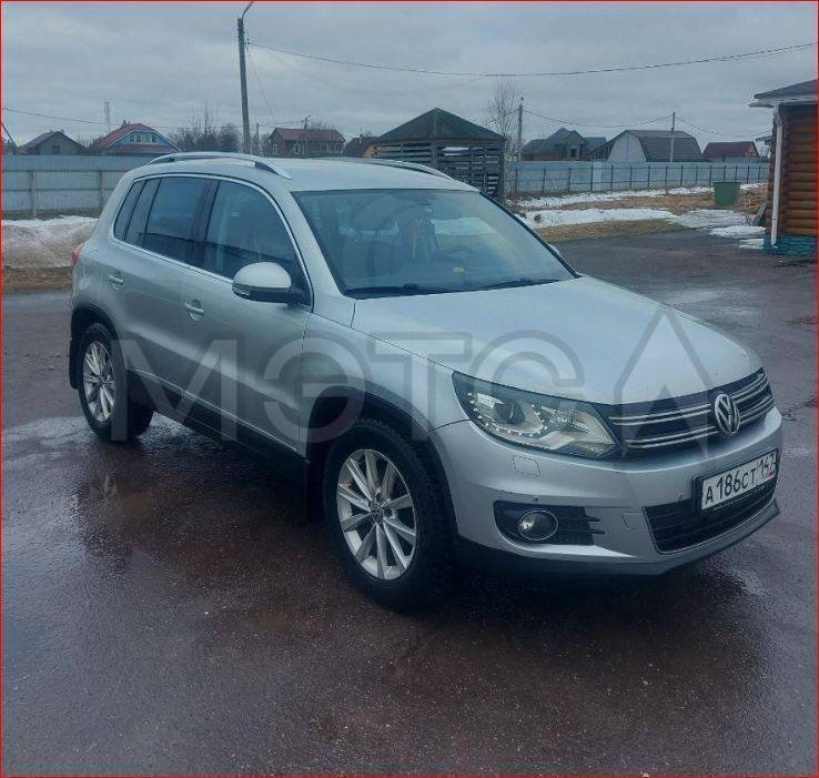 Volkswagen Tiguan, 2011 года, 170 лс