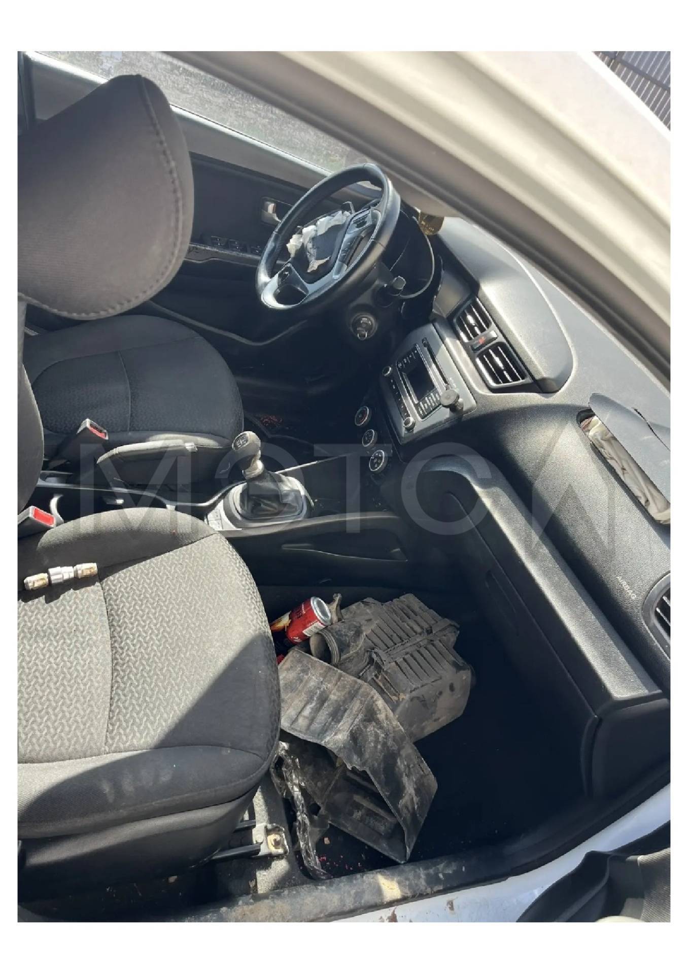 Kia Rio, 2015 года, 123 лс