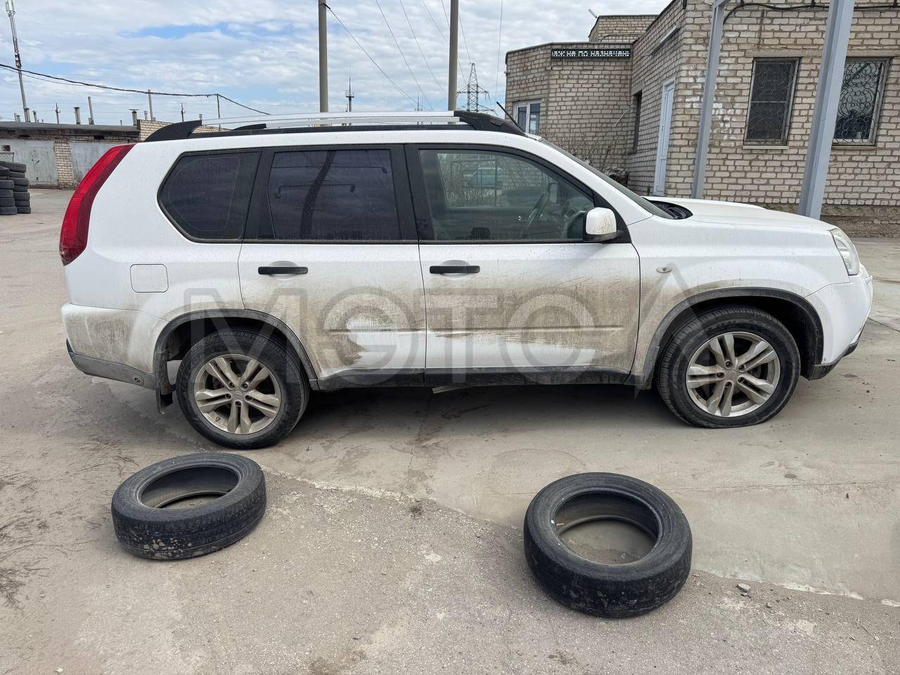 Nissan X-Trail, 2013 года, 141 лс, 283000 км, полный привод