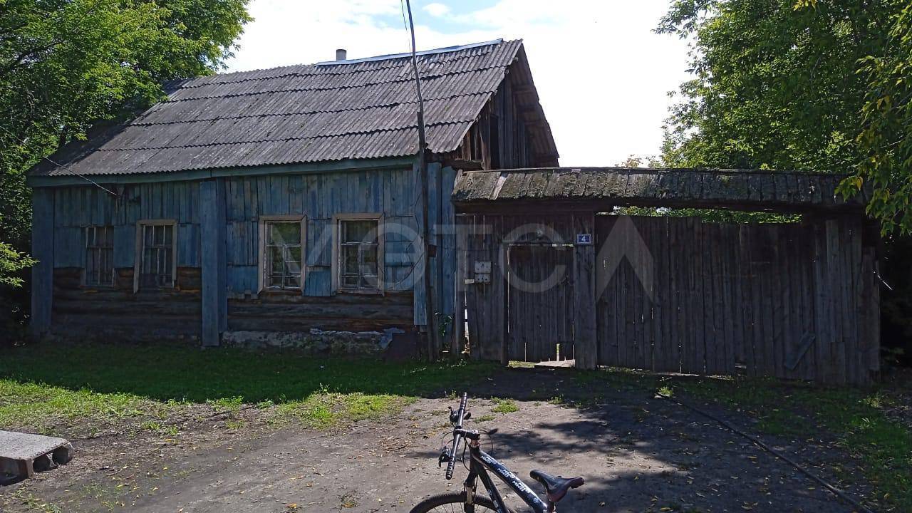 Дом 45,9 кв.м. и земельный участок 2132 кв.м. в Свердловской обл.